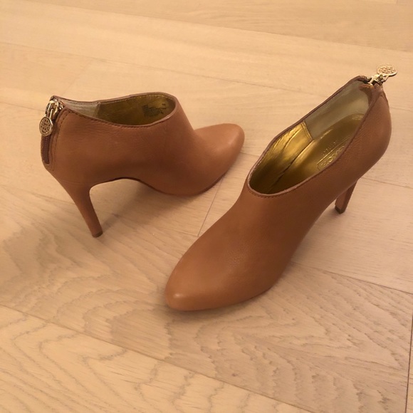 NEW Coach Cognac Booties - Picture 4 of 4